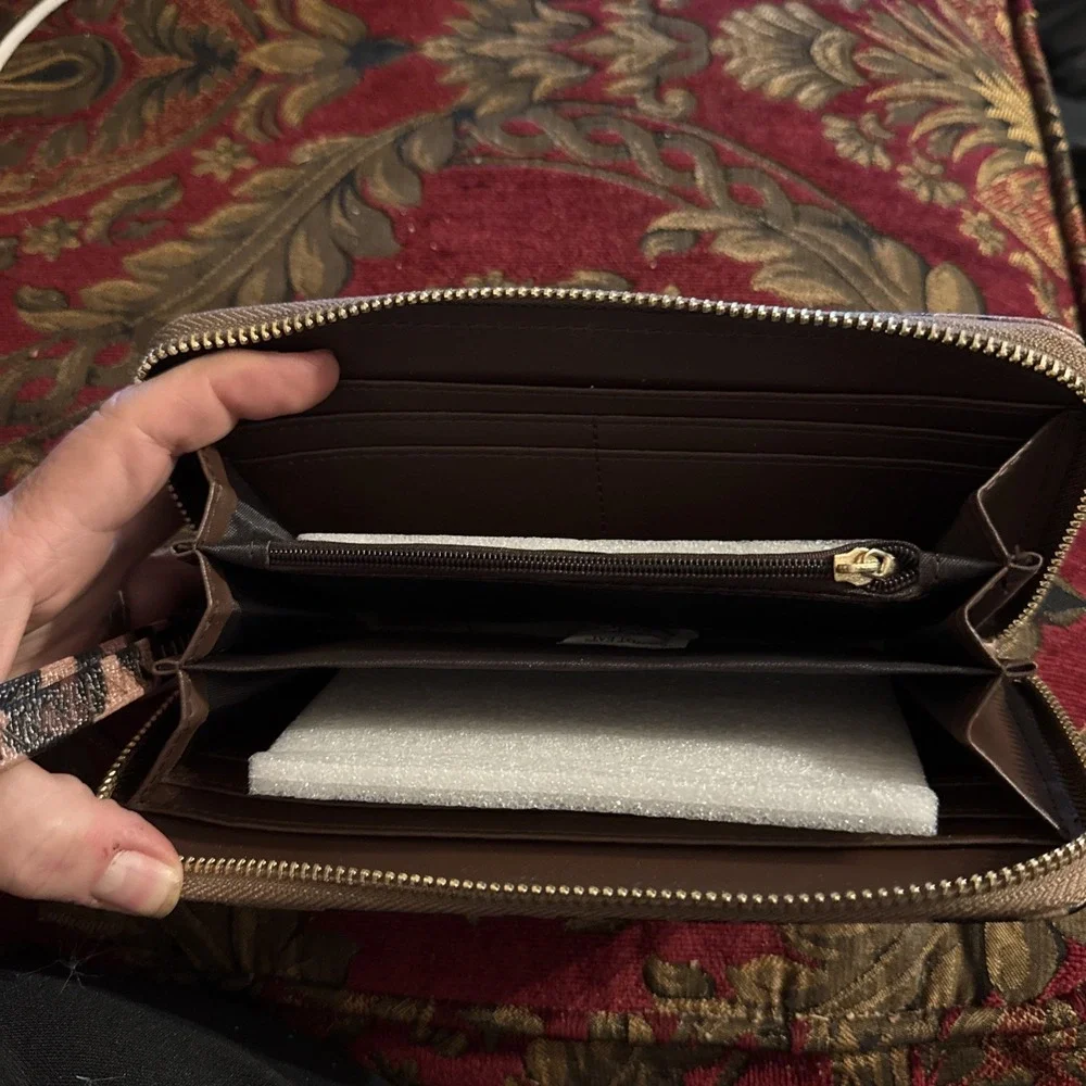Woman's Leopard Expandable Wallet/ Wristlet Ziparound  Clutch